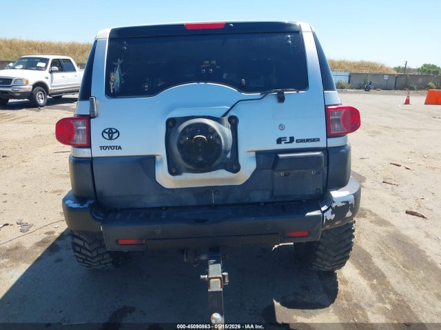 Toyota FJ Cruiser