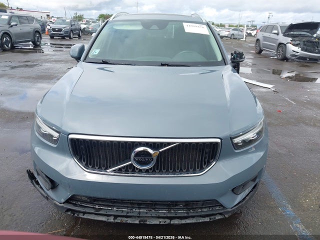 Volvo XC40 T5 Momentum