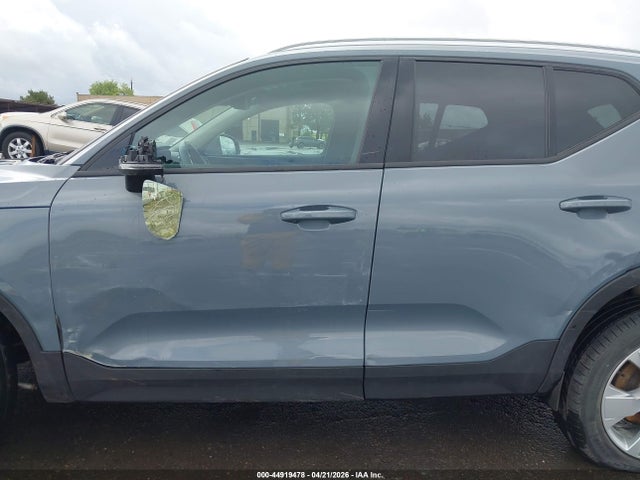 Volvo XC40 T5 Momentum