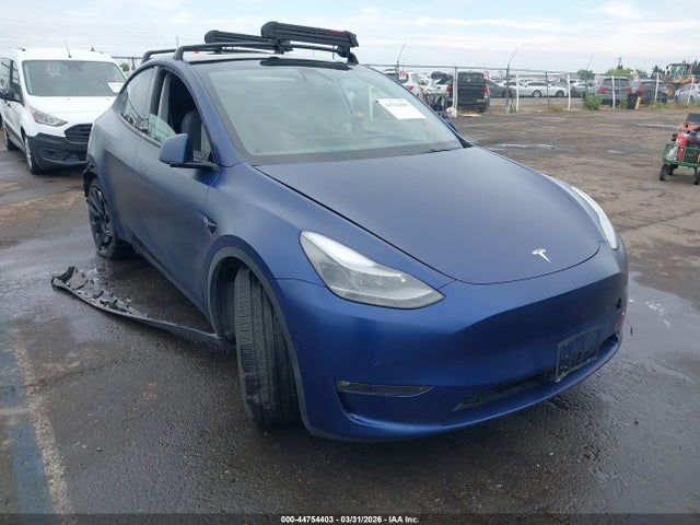 Salvage Tesla Model Y Image