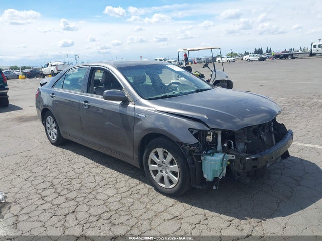 Salvage Toyota Camry Image