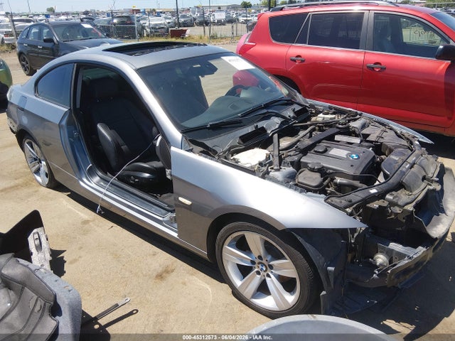 Salvage BMW 3 Series Image