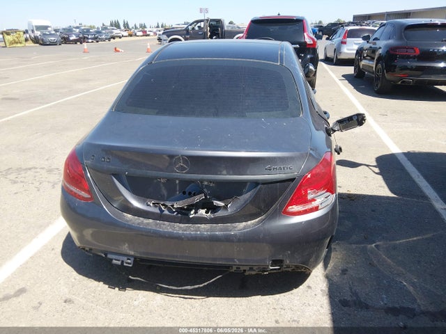 Mercedes-Benz C-Class 4matic
