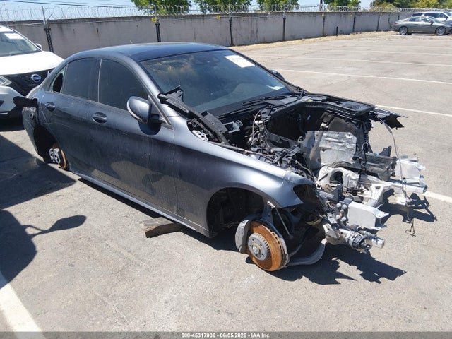 Salvage Mercedes-Benz C-Class Image