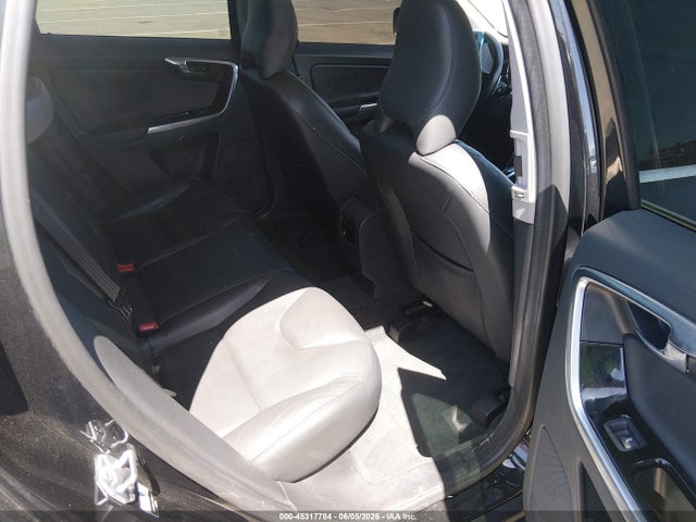Volvo XC60 T6