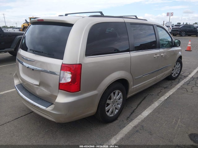 Chrysler Town & Country Touring