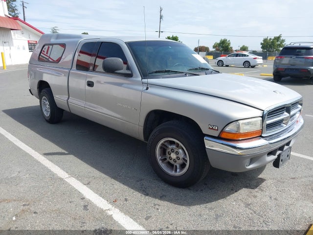 Salvage Dodge Dakota Image