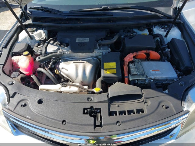 Toyota Avalon Hybrid Limited