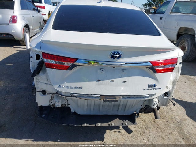Toyota Avalon Hybrid Limited