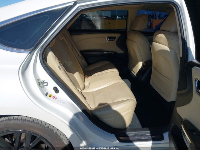 Toyota Avalon Hybrid Limited