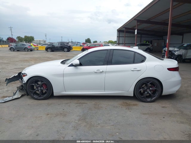 Alfa Romeo Giulia Ti Sport
