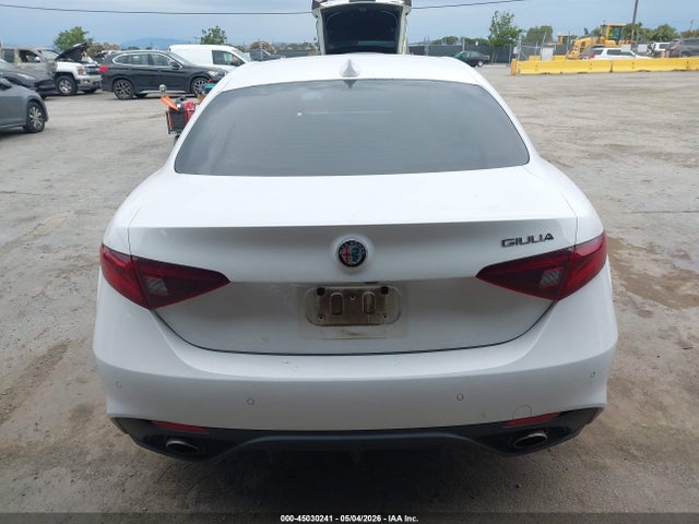 Alfa Romeo Giulia Ti Sport