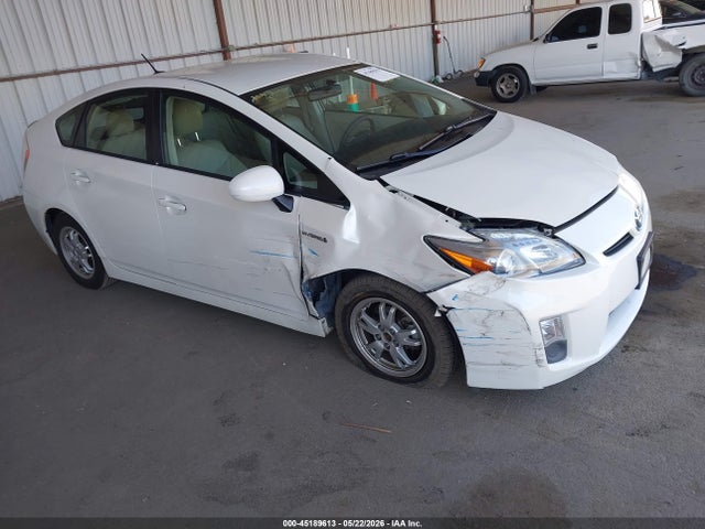 Salvage Toyota Prius Image