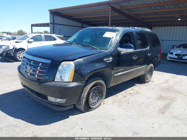 Cadillac Escalade Standard