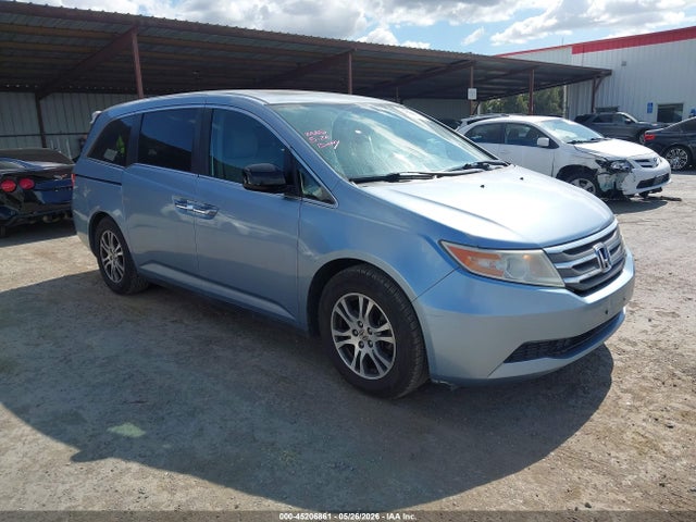 Salvage Honda Odyssey Image