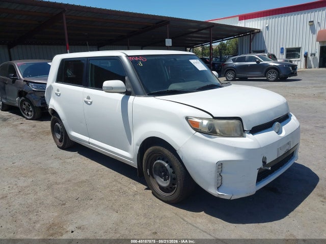 Salvage Scion xB Image