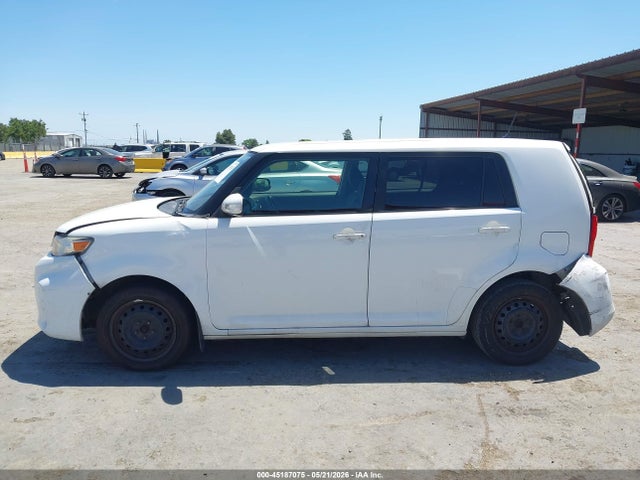 Scion xB