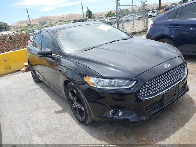 Salvage Ford Fusion Image