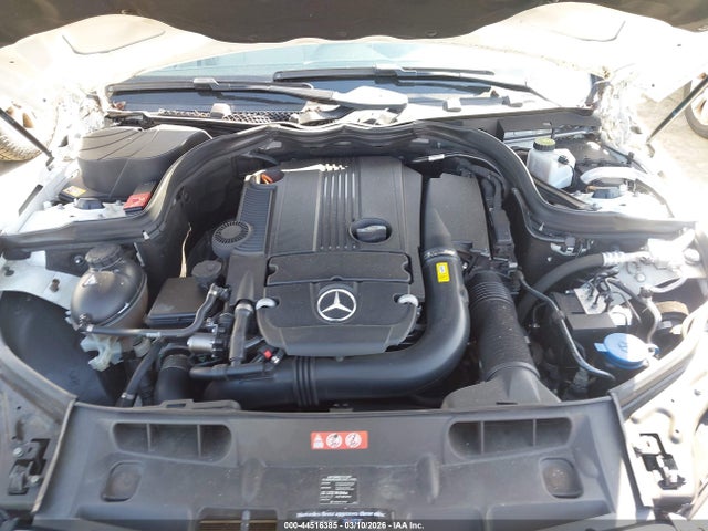 Mercedes-Benz C-Class Luxury