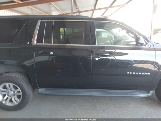 Chevrolet Suburban Lt