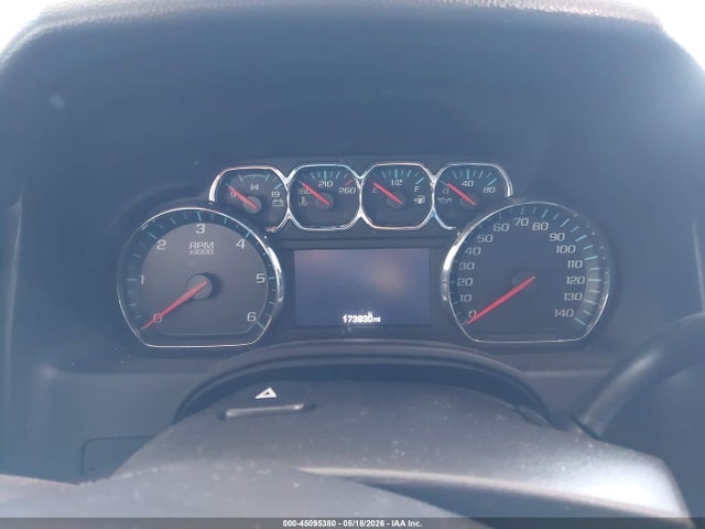 Chevrolet Suburban Lt