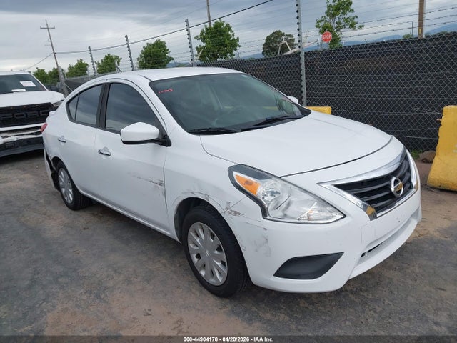 Salvage Nissan Versa Image