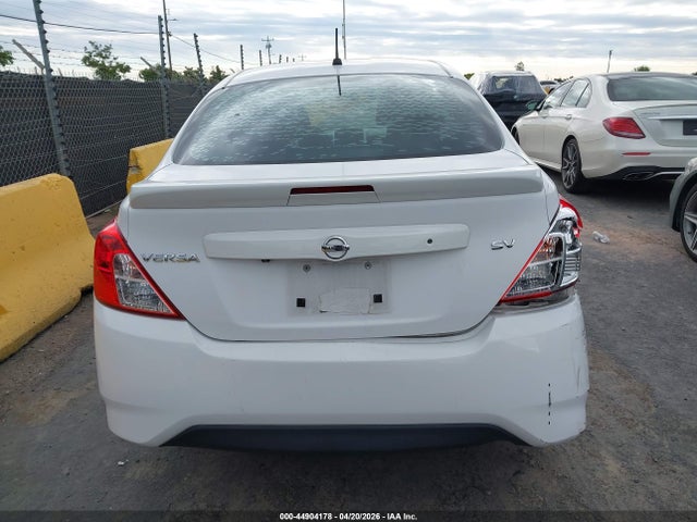 Nissan Versa 1.6 Sv