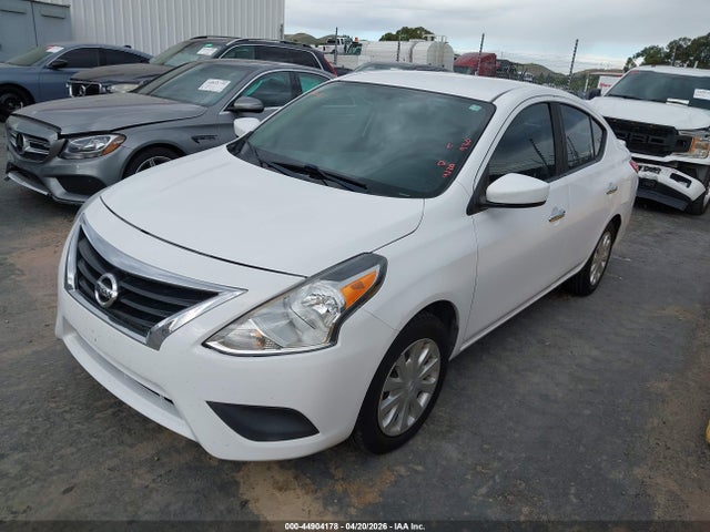 Nissan Versa 1.6 Sv