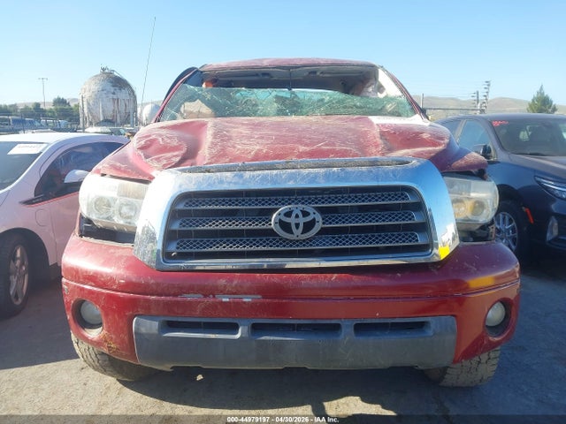 Toyota Tundra Limited 5.7l V8