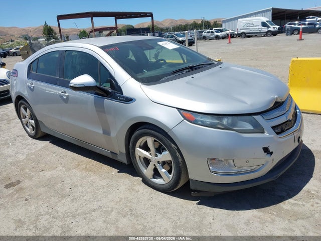 Salvage Chevrolet Volt Image