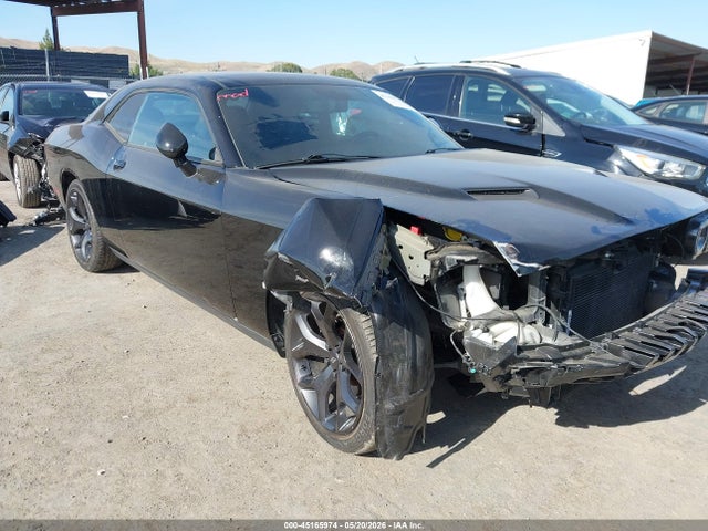 Salvage Dodge Challenger Image