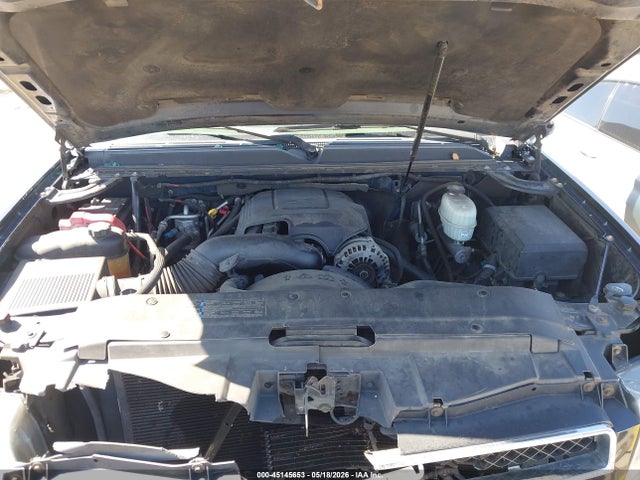 Chevrolet Suburban 2500 Ls