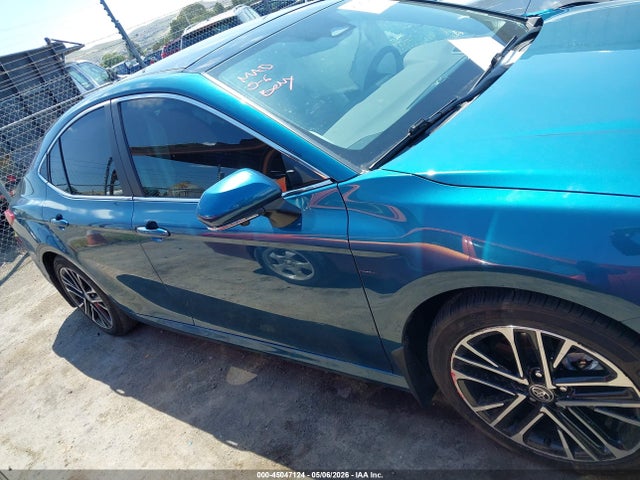 Toyota Camry Xle