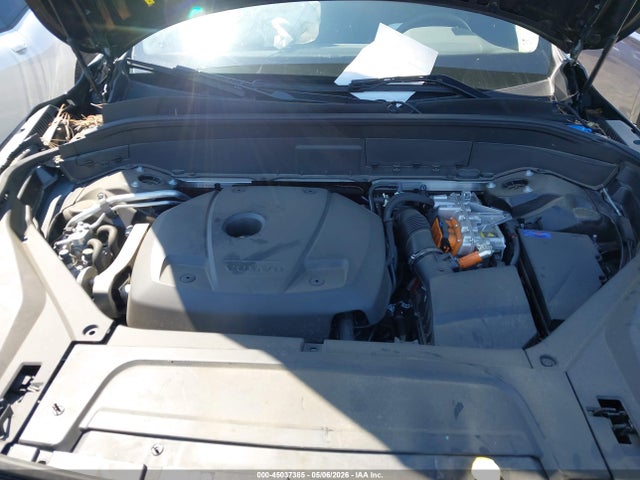 Volvo Xc90 Recharge Plug-in Hybrid T8 Plus Bright Theme 7-seater