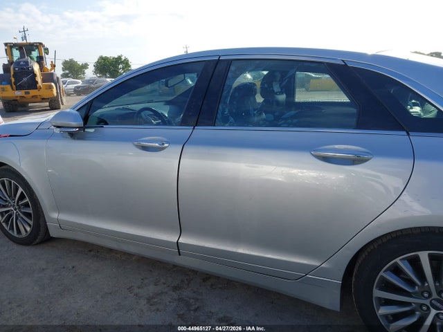 Lincoln MKZ Premiere