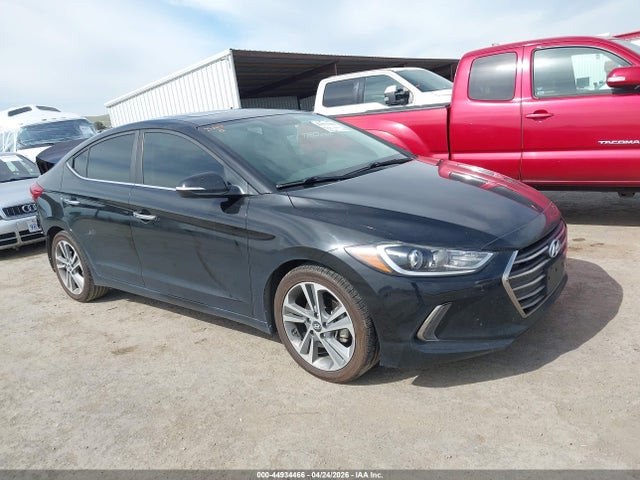 Salvage Hyundai ELANTRA Image