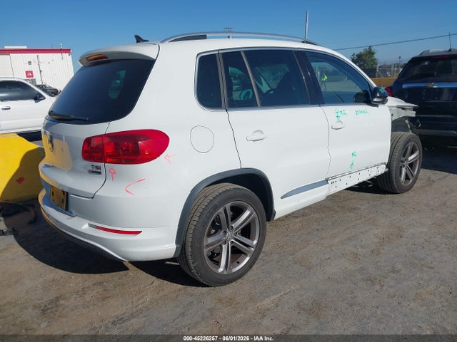 Volkswagen Tiguan 2.0t Sport