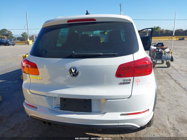 Volkswagen Tiguan 2.0t Sport