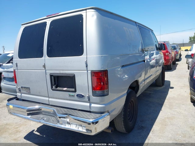 Ford E-350 Commercial