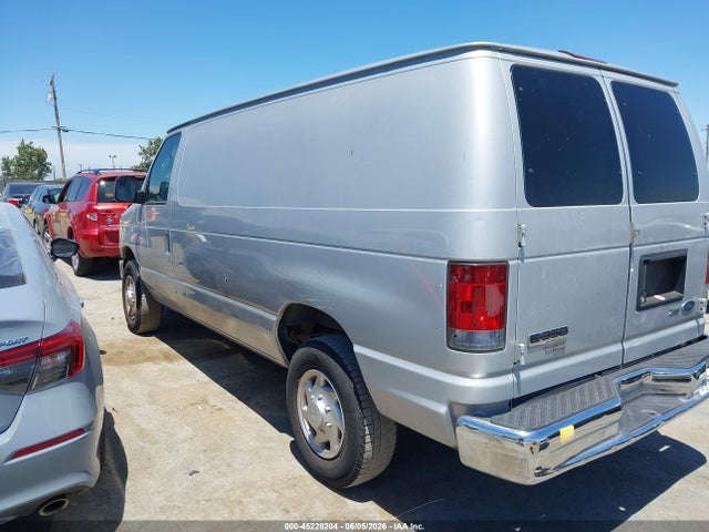 Ford E-350 Commercial