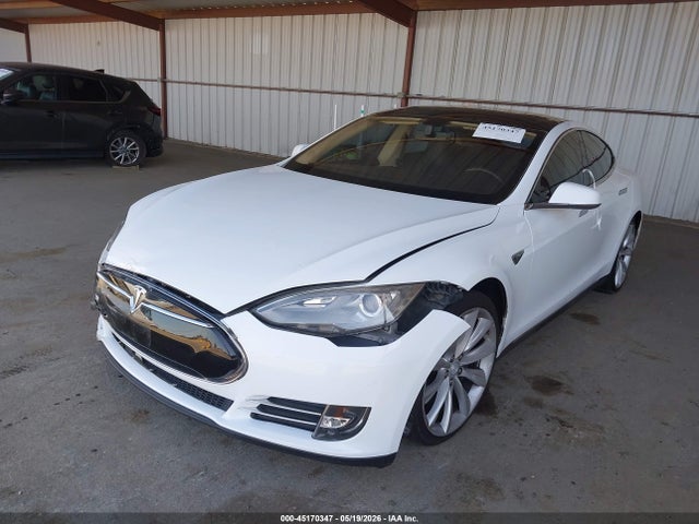 Tesla Model S Performance