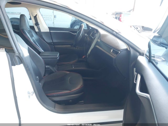 Tesla Model S Performance