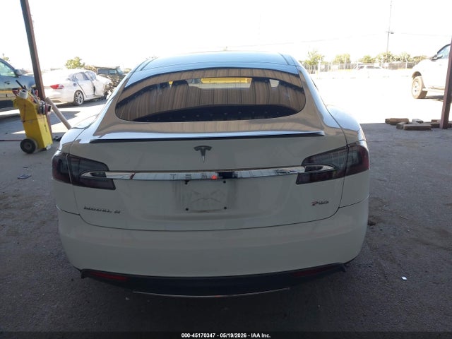 Tesla Model S Performance