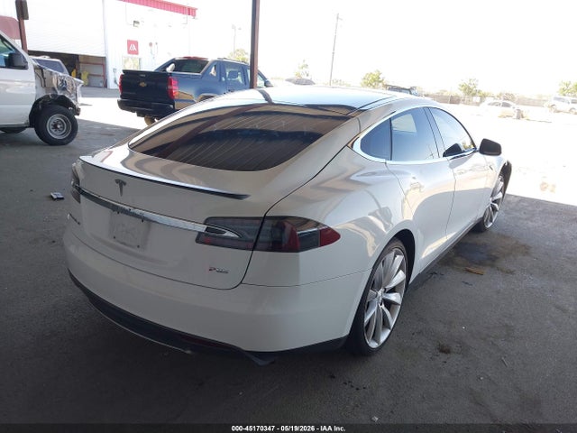 Tesla Model S Performance