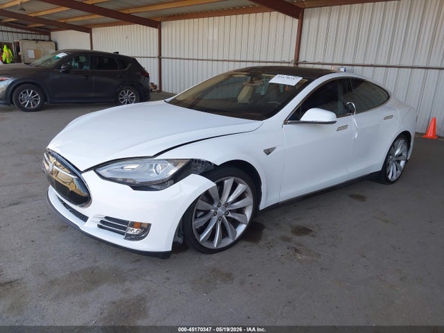 Tesla Model S Performance