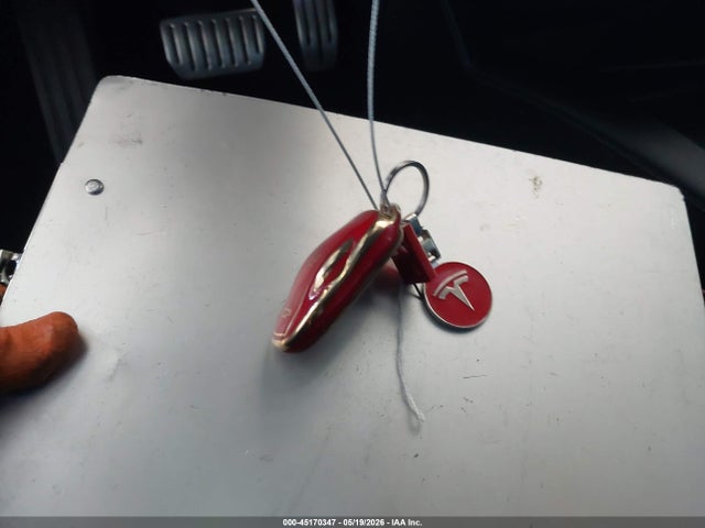 Tesla Model S Performance