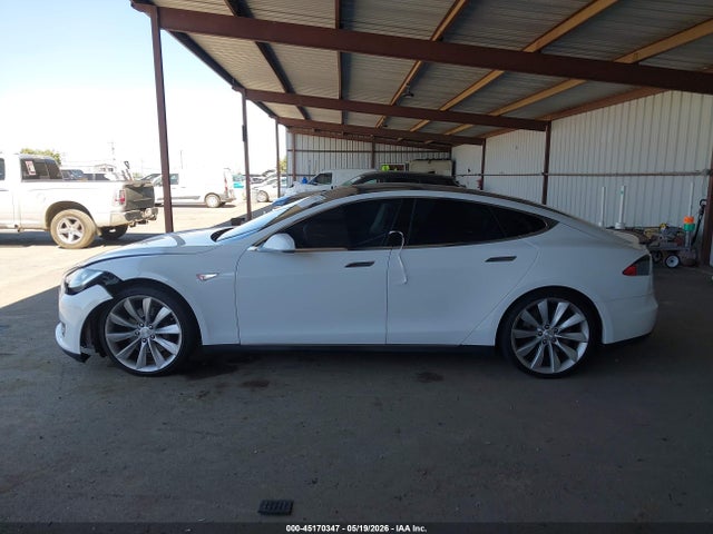 Tesla Model S Performance