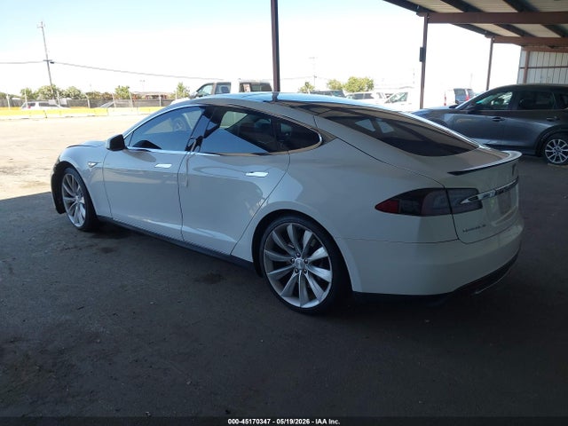 Tesla Model S Performance