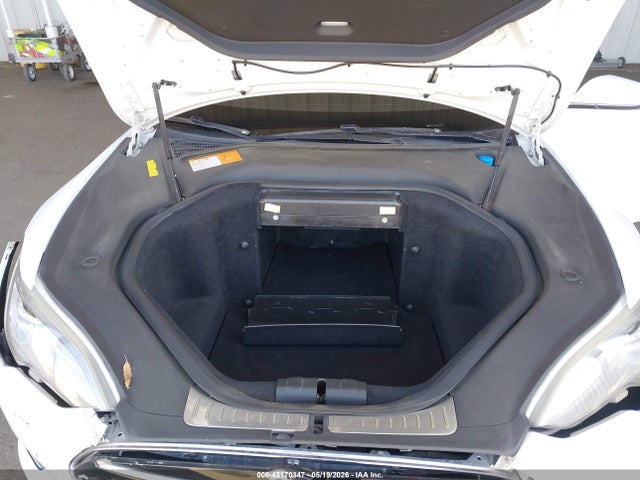 Tesla Model S Performance