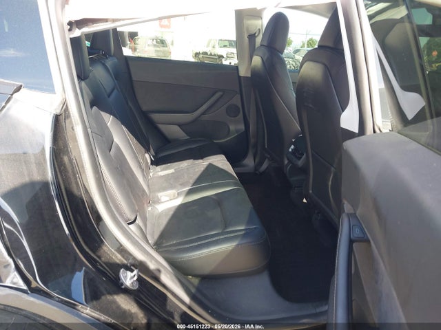 Tesla Model Y Long Range Dual Motor All-wheel Drive